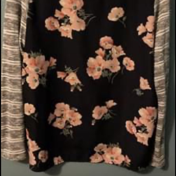 Long sleeve from stitch fix box 
Size Medium - Picture 2 of 4